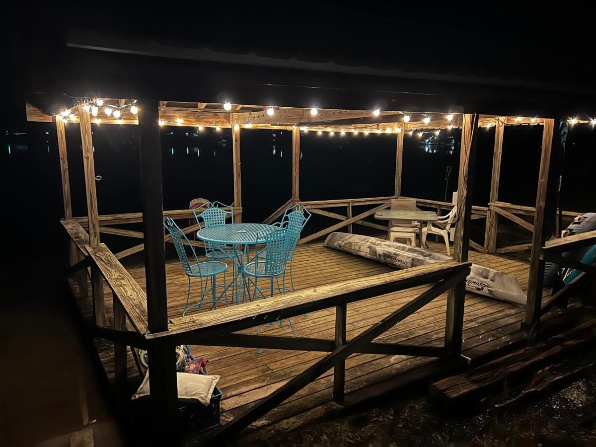 The Fifth Promise - A Cozy Lakehouse Retreat تشيبلي المظهر الخارجي الصورة
